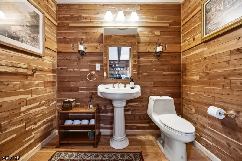 18 Chestnut St Boonton Town, NJ 07005