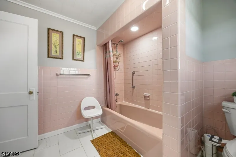 18 Chestnut St Boonton Town, NJ 07005