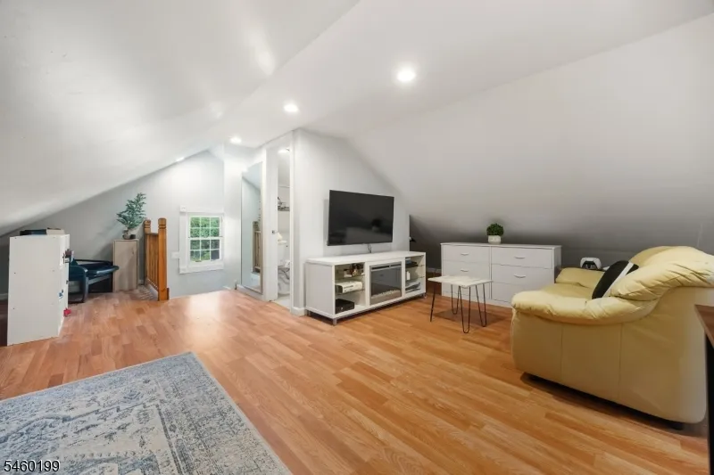 18 Chestnut St Boonton Town, NJ 07005