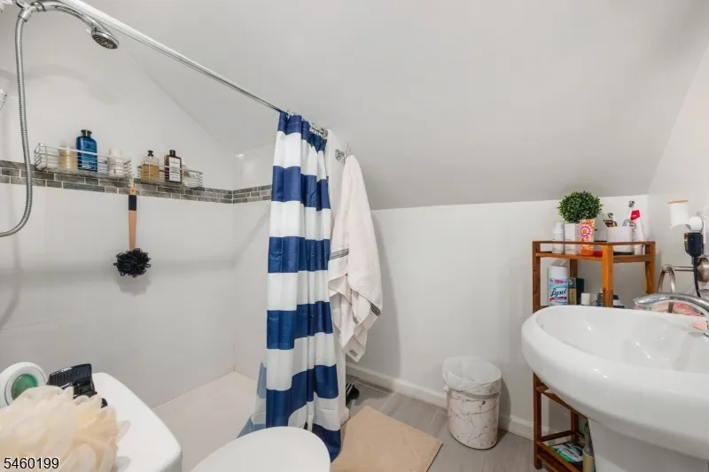 18 Chestnut St Boonton Town, NJ 07005