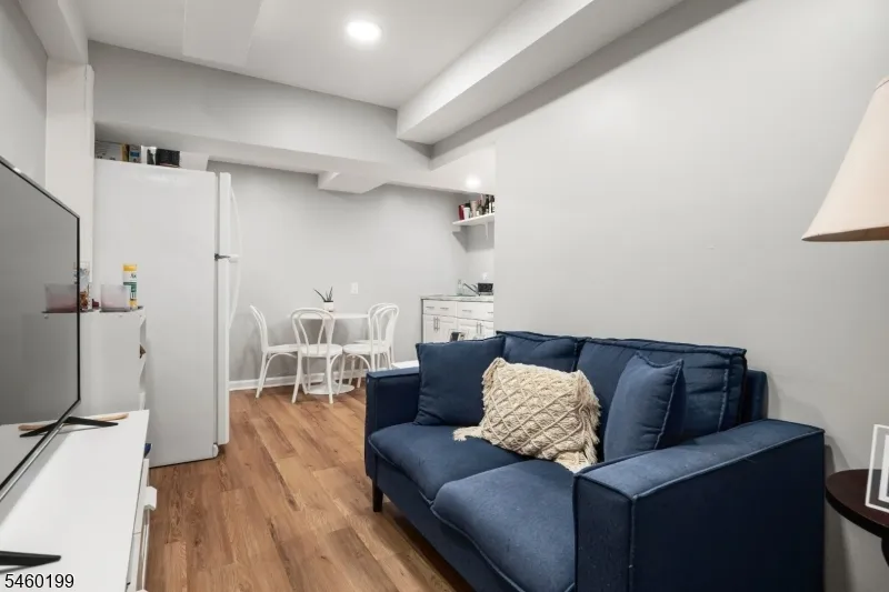 18 Chestnut St Boonton Town, NJ 07005