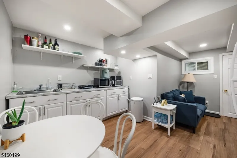 18 Chestnut St Boonton Town, NJ 07005