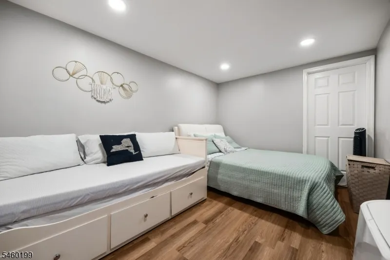 18 Chestnut St Boonton Town, NJ 07005