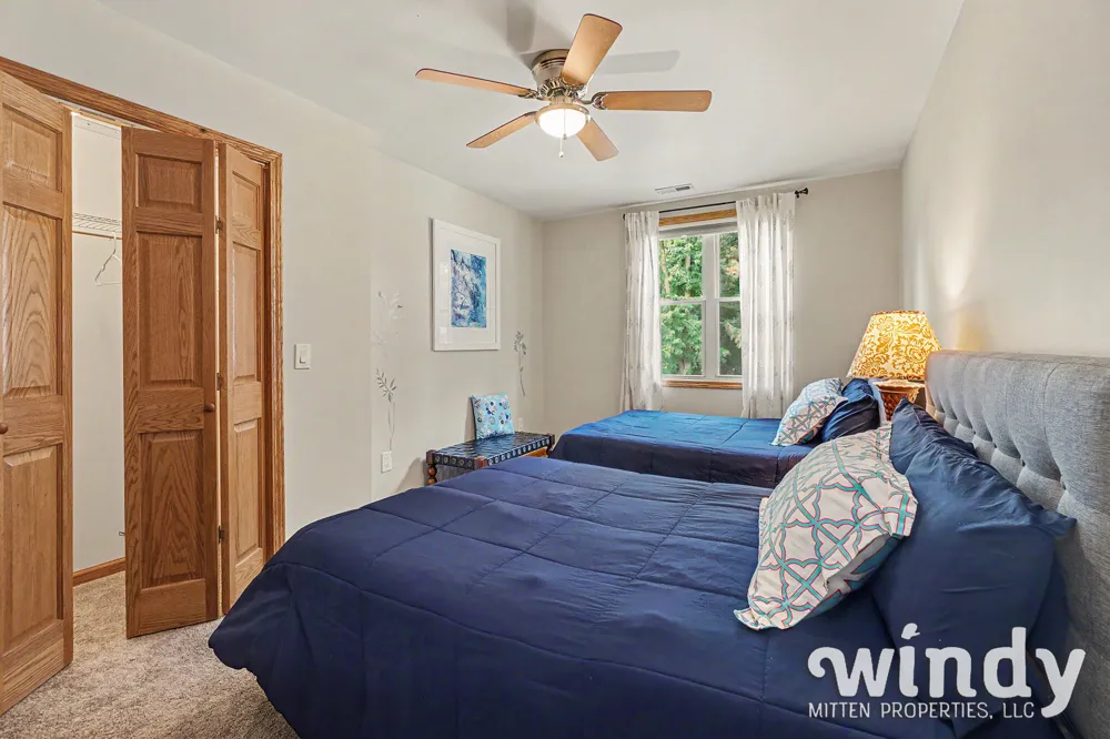 4971 Shoreview Drive Coloma, MI 49038