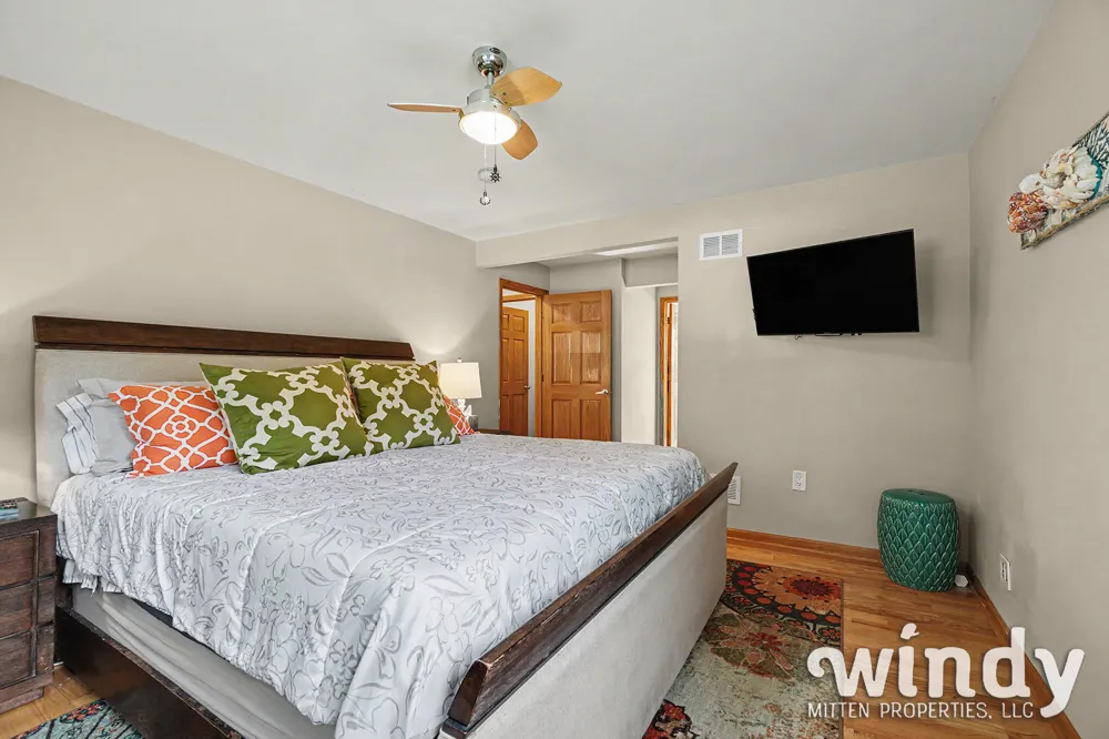 4971 Shoreview Drive Coloma, MI 49038