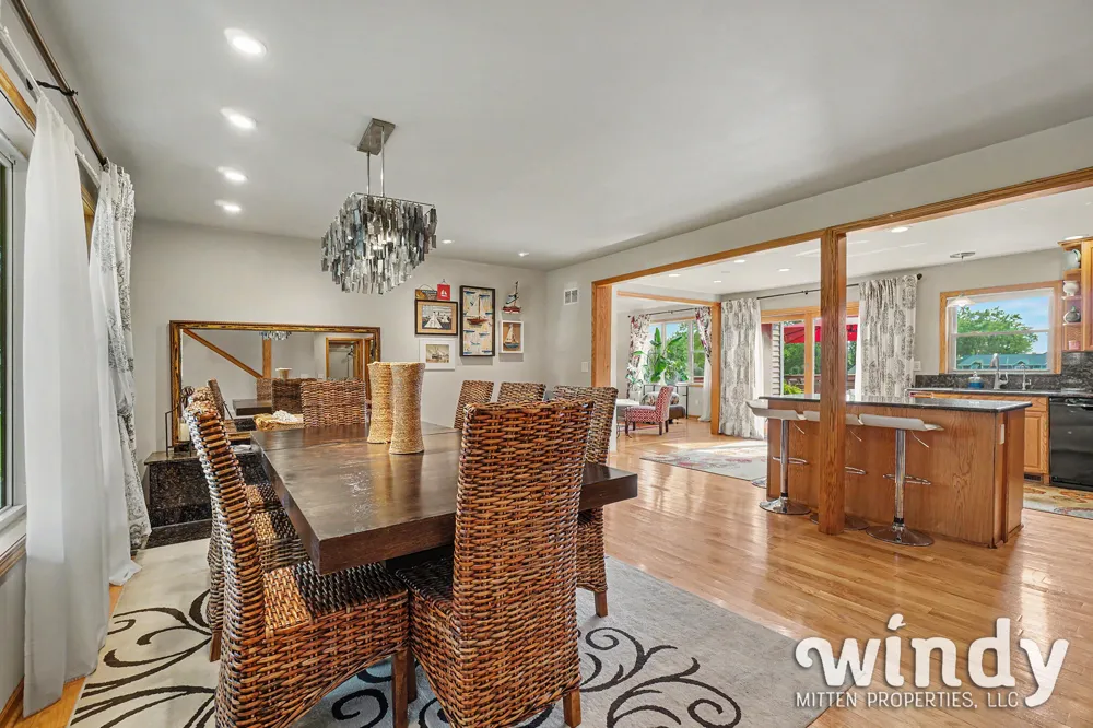 4971 Shoreview Drive Coloma, MI 49038