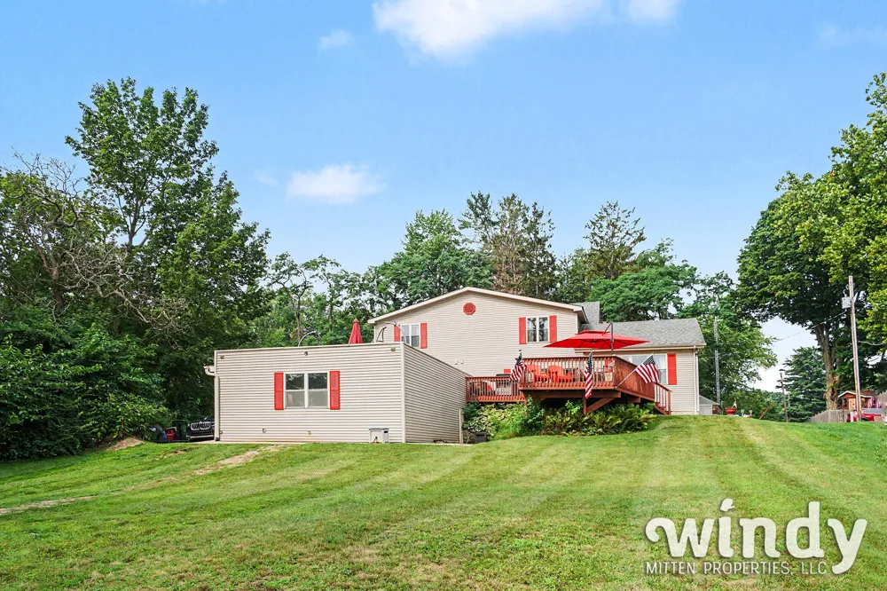 4971 Shoreview Drive Coloma, MI 49038