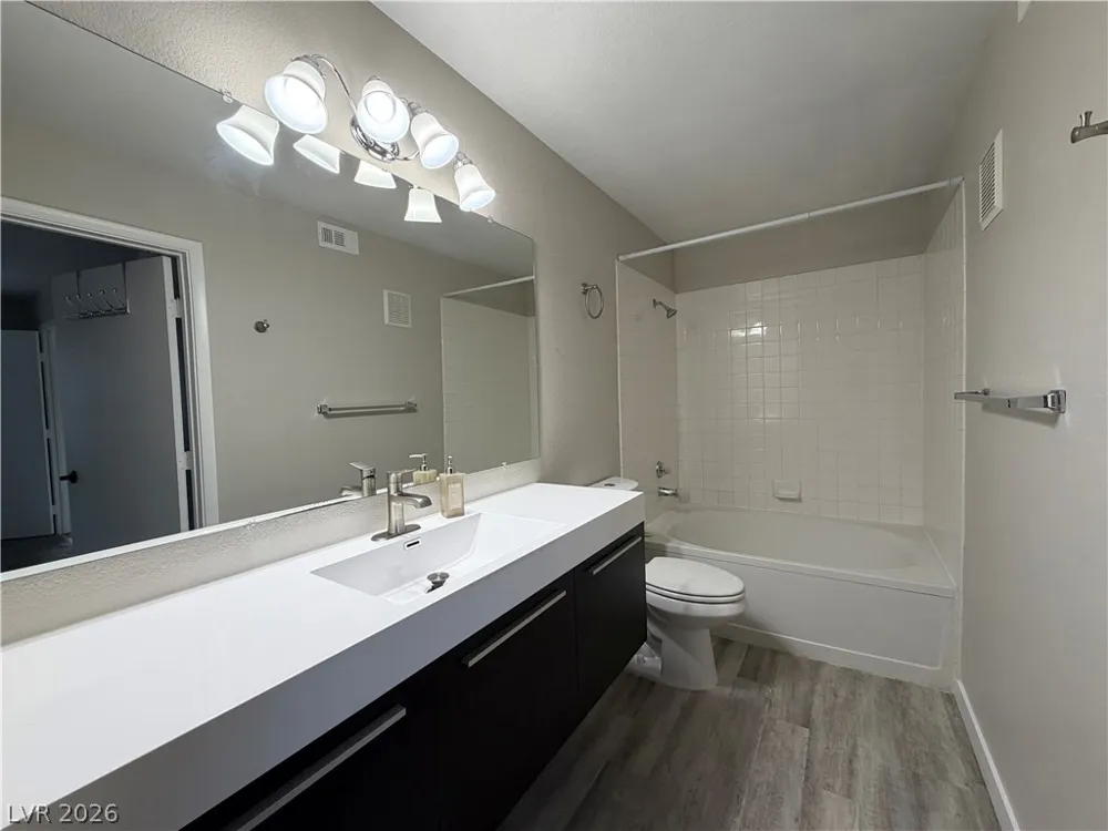 1150 Buffalo Drive #1055 Las Vegas, NV 89128