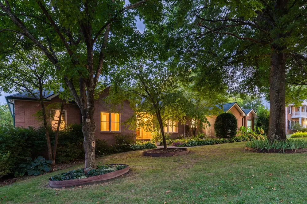 5524 W Shady Trl Old Hickory, TN 37138