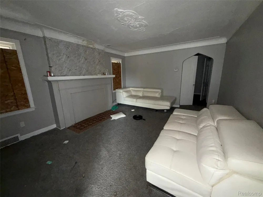 10437 McKinney Street Detroit City, MI 48224