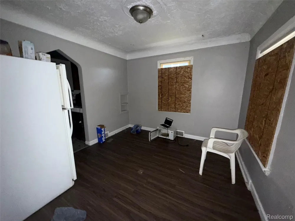 10437 McKinney Street Detroit City, MI 48224