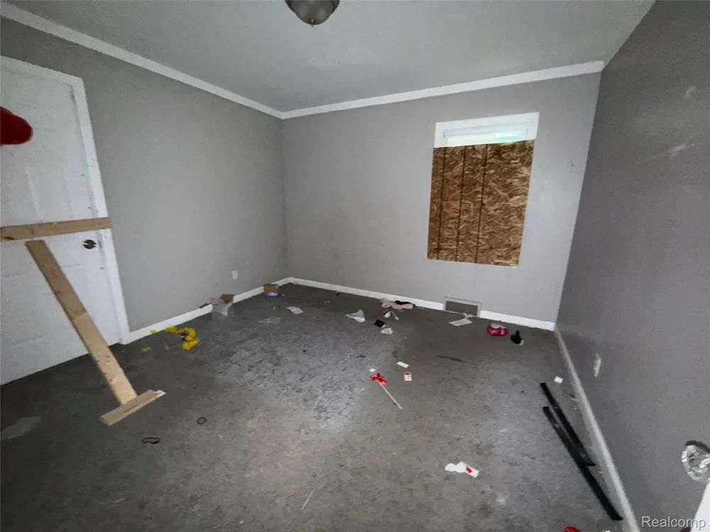 10437 McKinney Street Detroit City, MI 48224