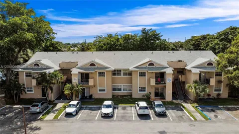1971 NW 96th Ter #9K