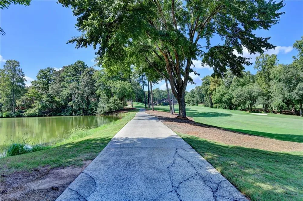 1090 Matheson Way Johns Creek, GA 30022