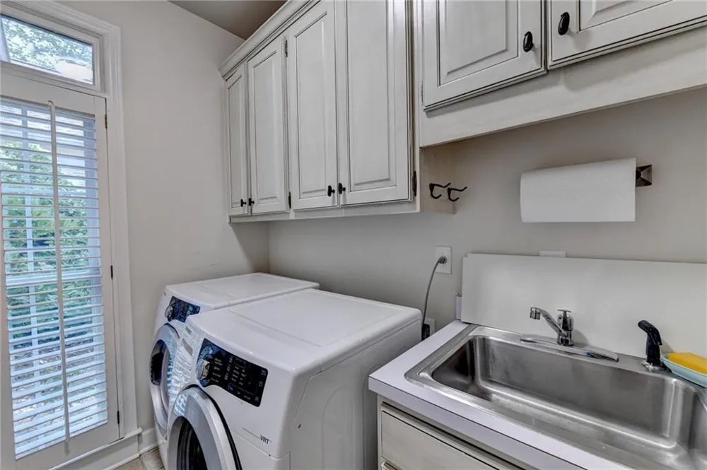 1090 Matheson Way Johns Creek, GA 30022