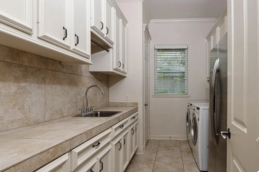 10 Snow Pond Place The Woodlands, TX 77382