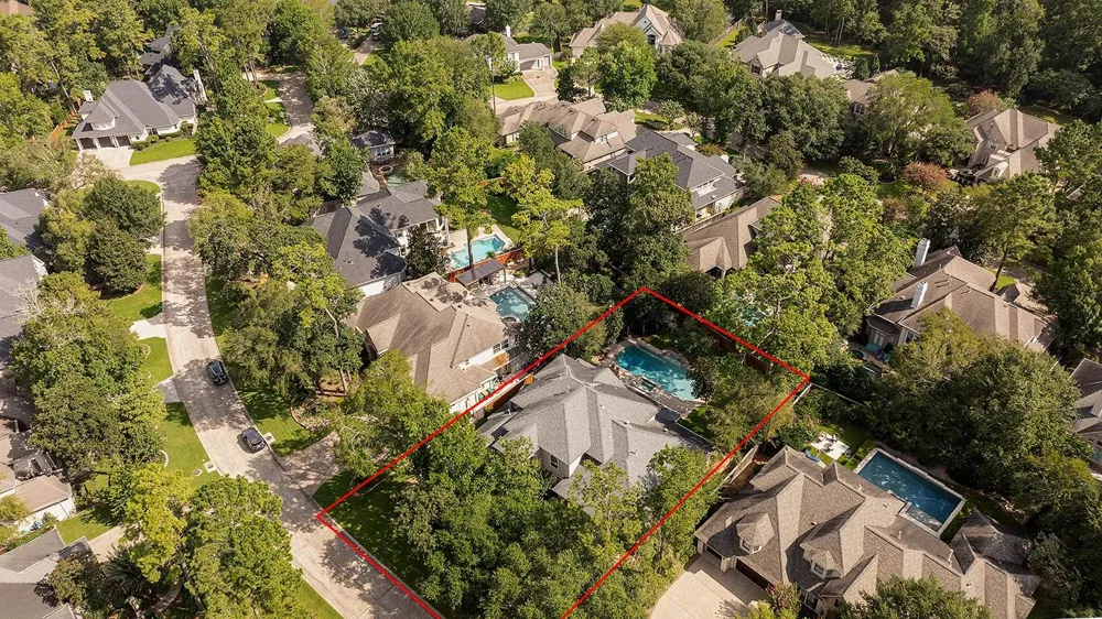 10 Snow Pond Place The Woodlands, TX 77382