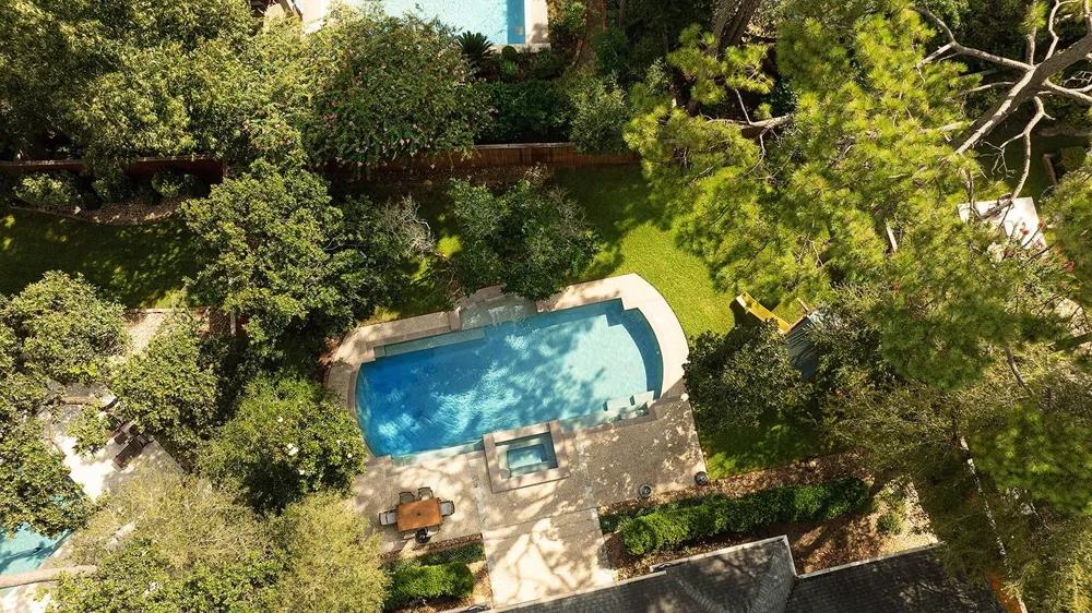 10 Snow Pond Place The Woodlands, TX 77382