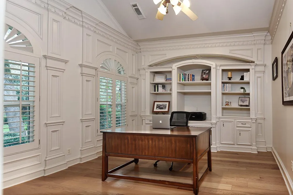 10 Snow Pond Place The Woodlands, TX 77382