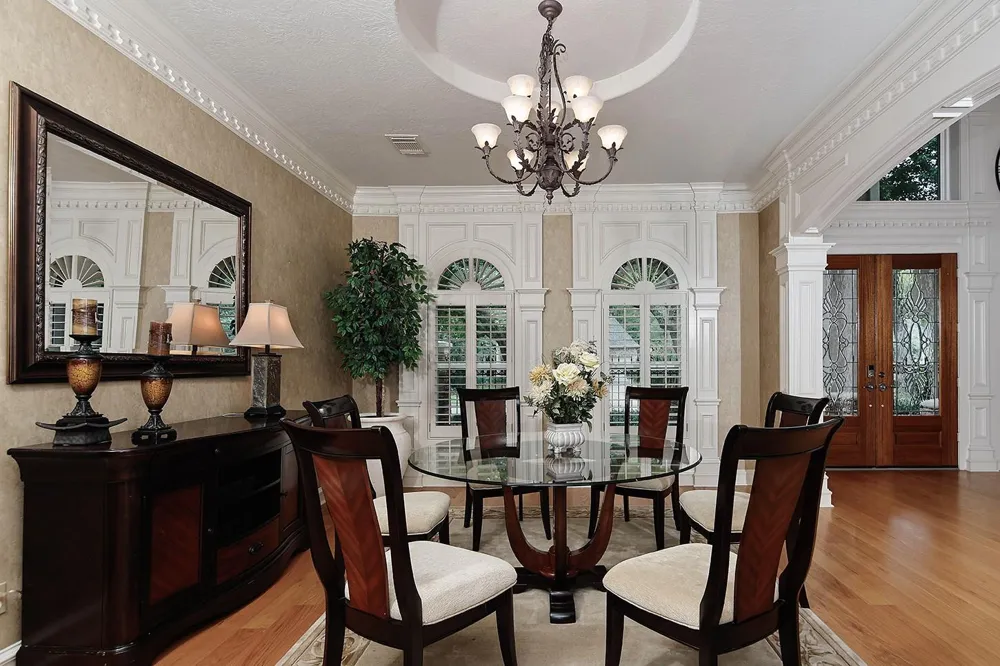 10 Snow Pond Place The Woodlands, TX 77382