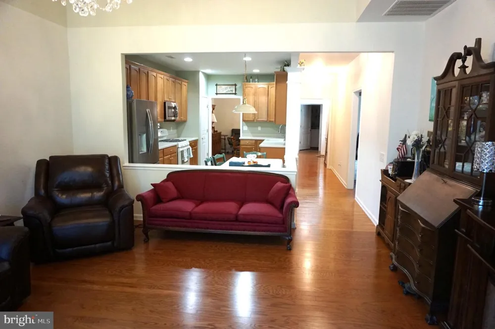 103 SPARROW DRIVE Hamilton, NJ 08690
