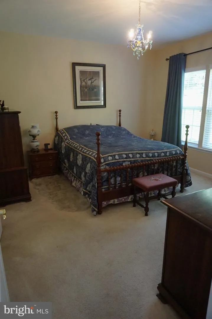103 SPARROW DRIVE Hamilton, NJ 08690