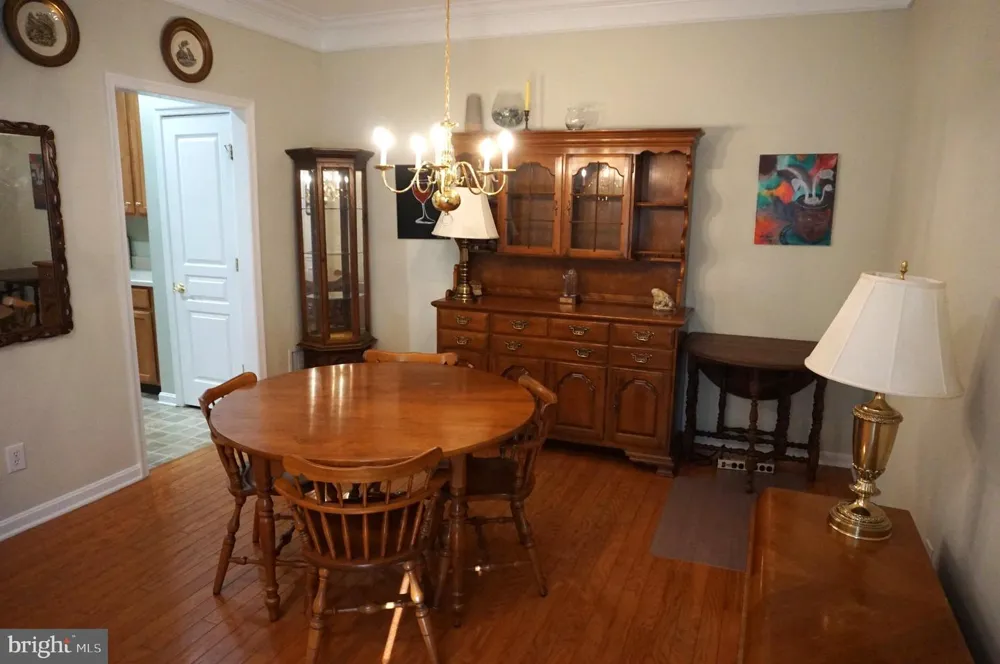 103 SPARROW DRIVE Hamilton, NJ 08690