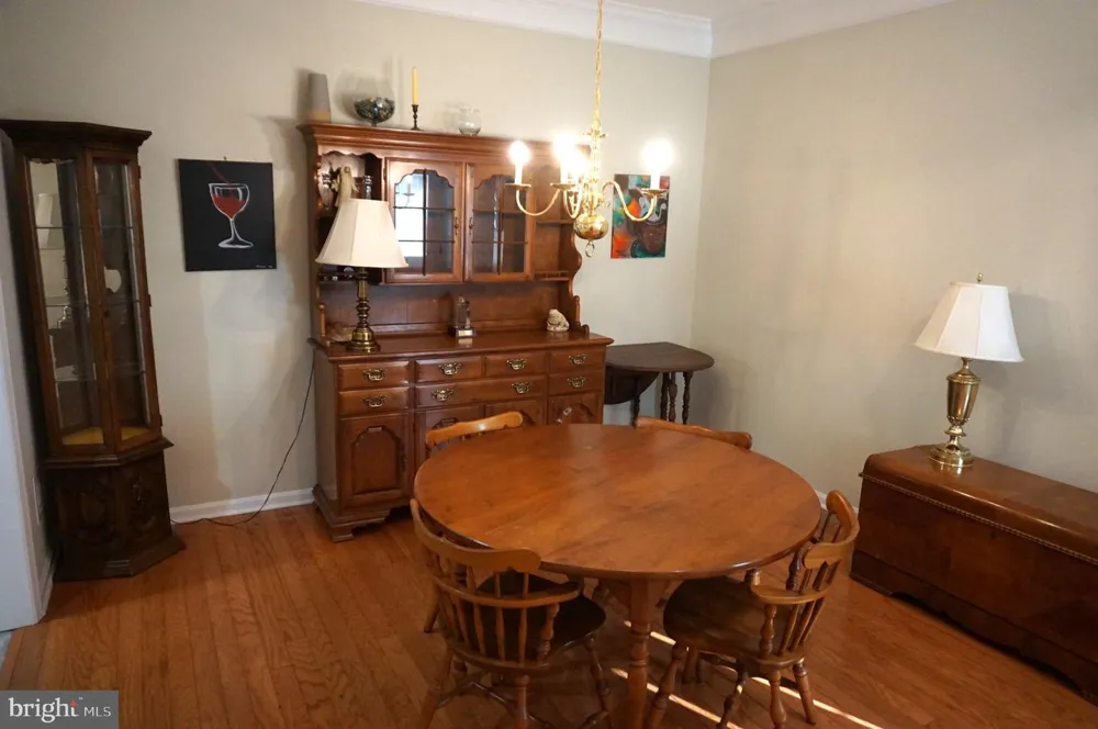 103 SPARROW DRIVE Hamilton, NJ 08690