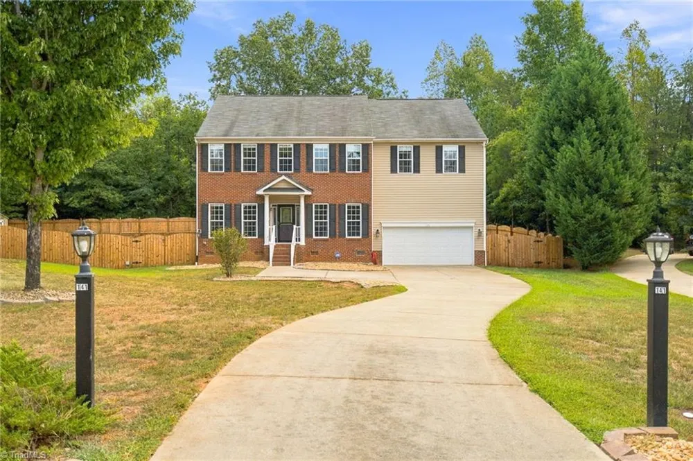 141 Stones Point Court Stokesdale, NC 27357