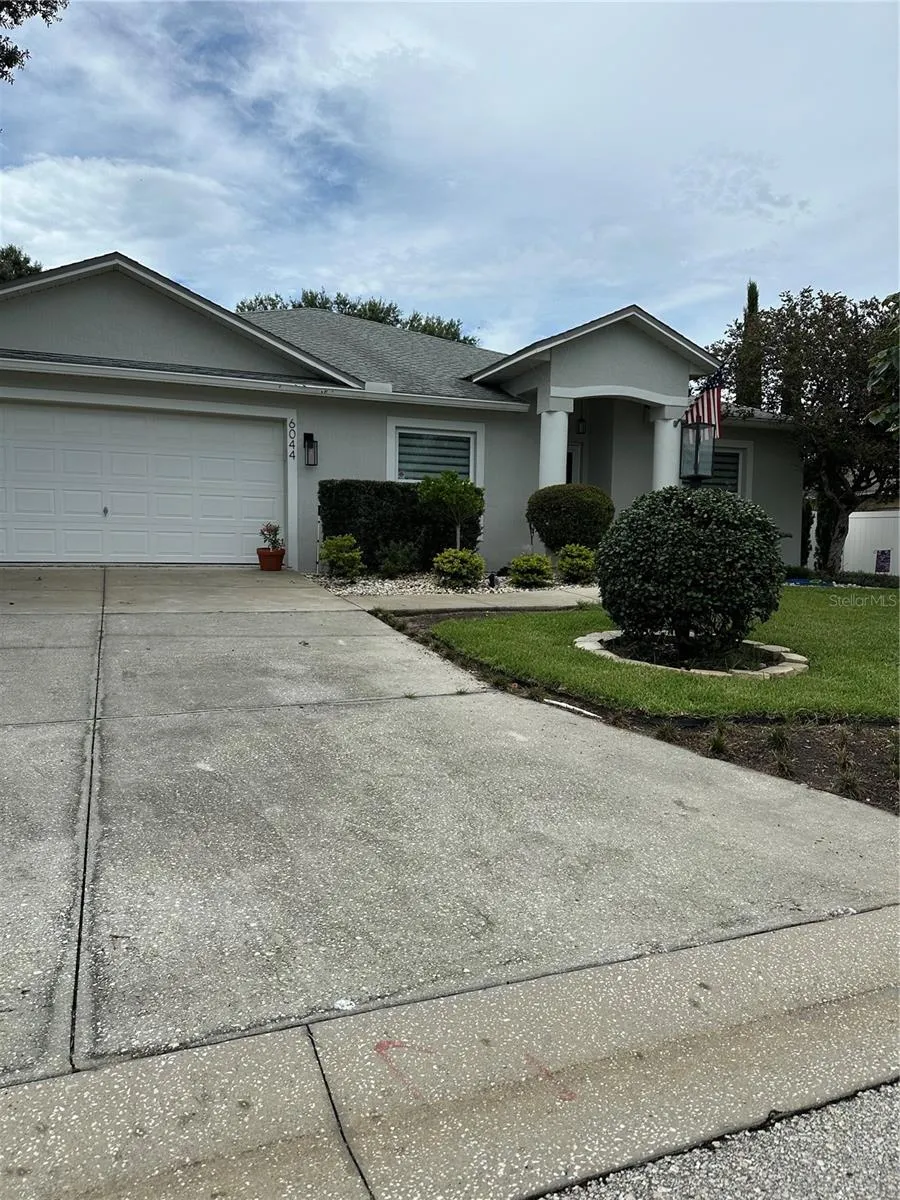 6044 MISSION DRIVE Lakeland, FL 33812