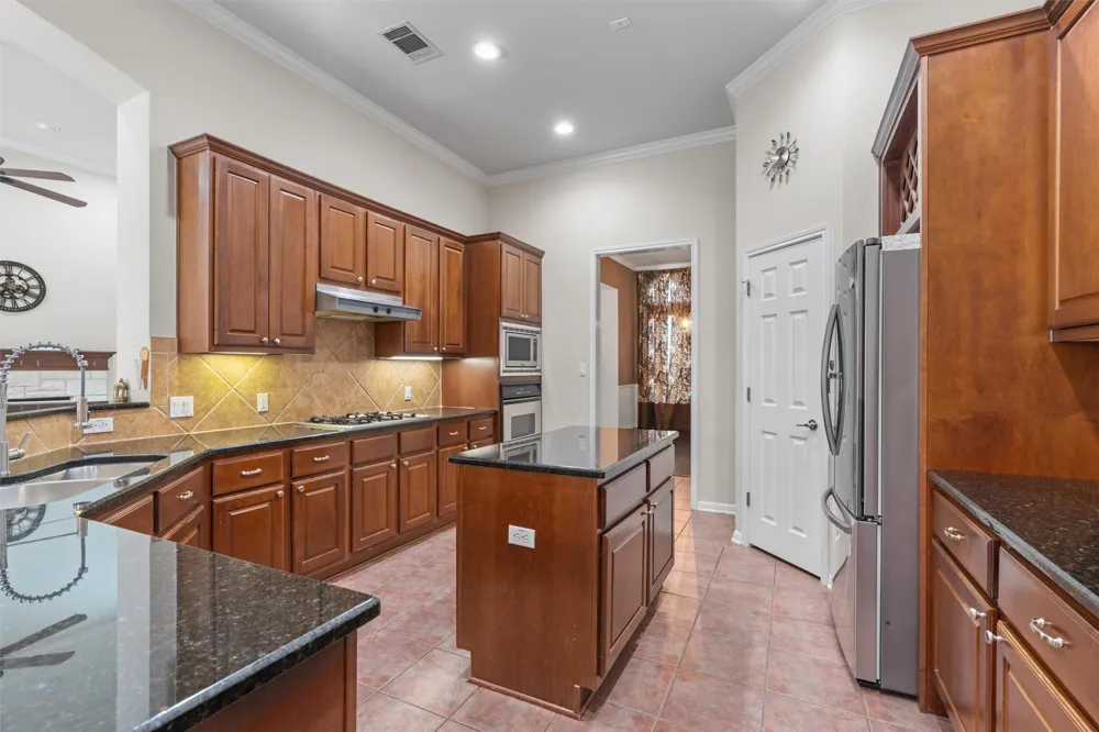 16004 Double Eagle Drive Austin, TX 78717