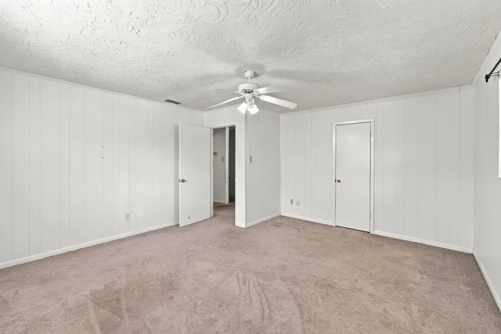 3357 E Fm 323 Palestine, TX 75801