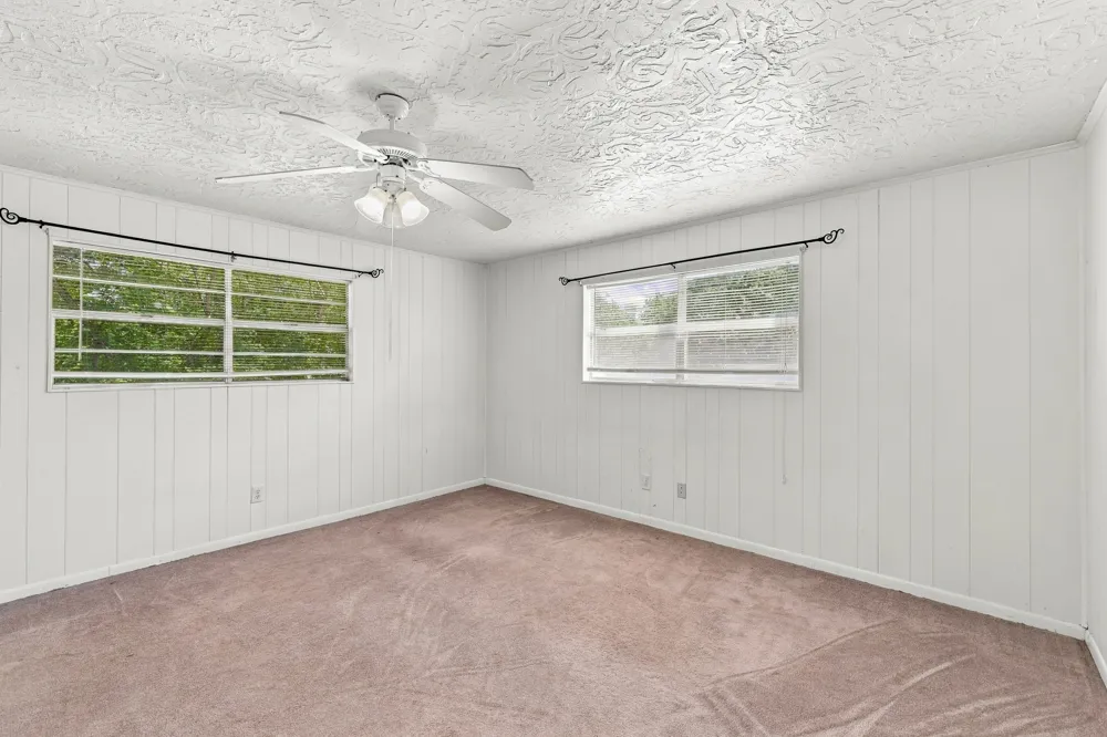 3357 E Fm 323 Palestine, TX 75801