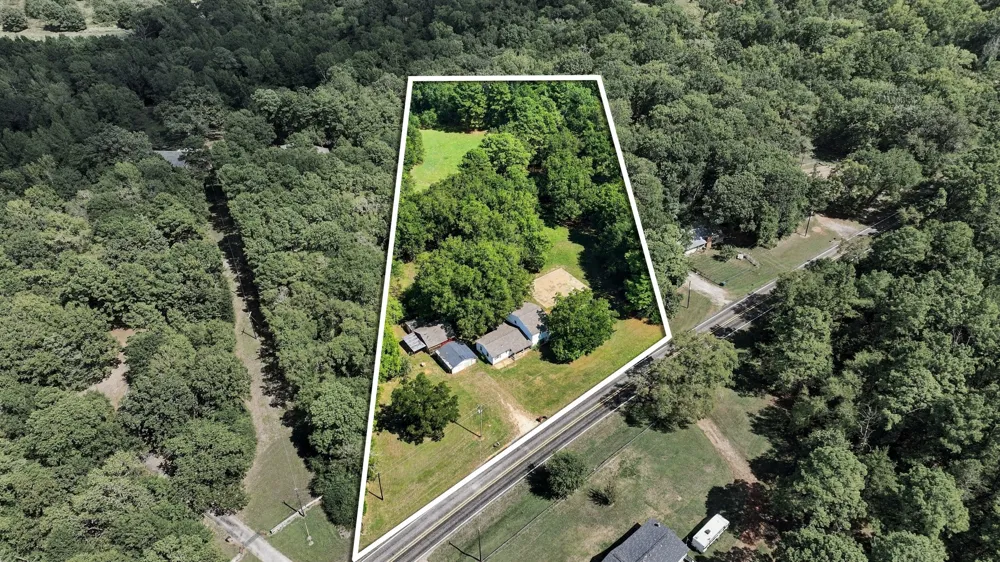 3357 E Fm 323 Palestine, TX 75801