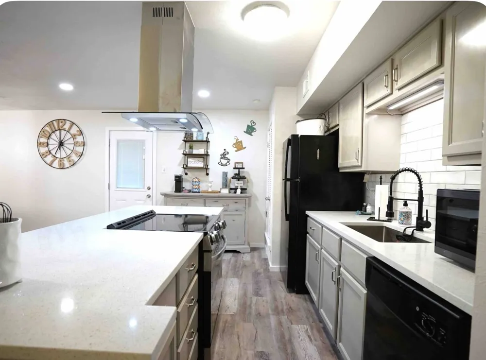 610 Jones Street Euless, TX 76040