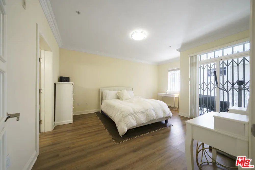440 S Occidental Boulevard #204 Los Angeles, CA 90057