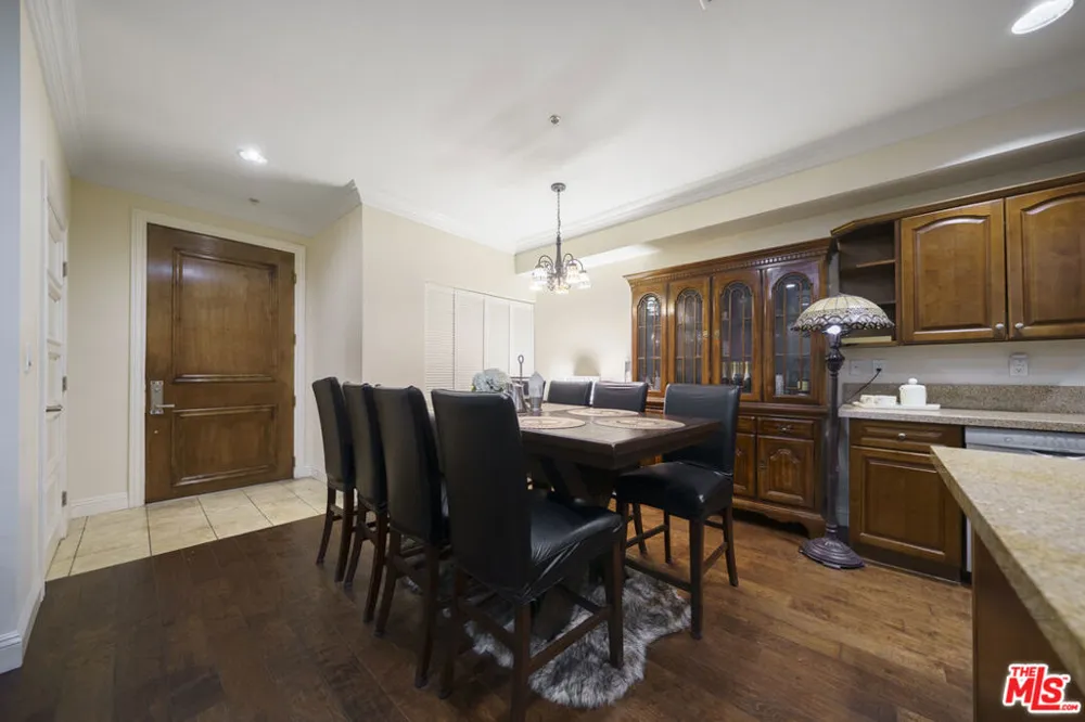 440 S Occidental Boulevard #204 Los Angeles, CA 90057