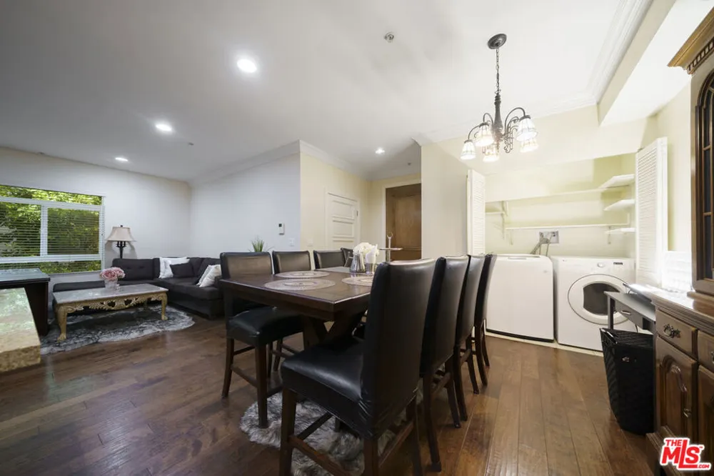 440 S Occidental Boulevard #204 Los Angeles, CA 90057