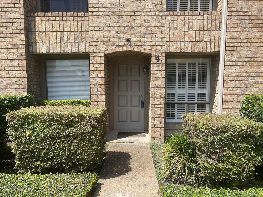 1908 Augusta Drive #4 Hockley, TX 77057