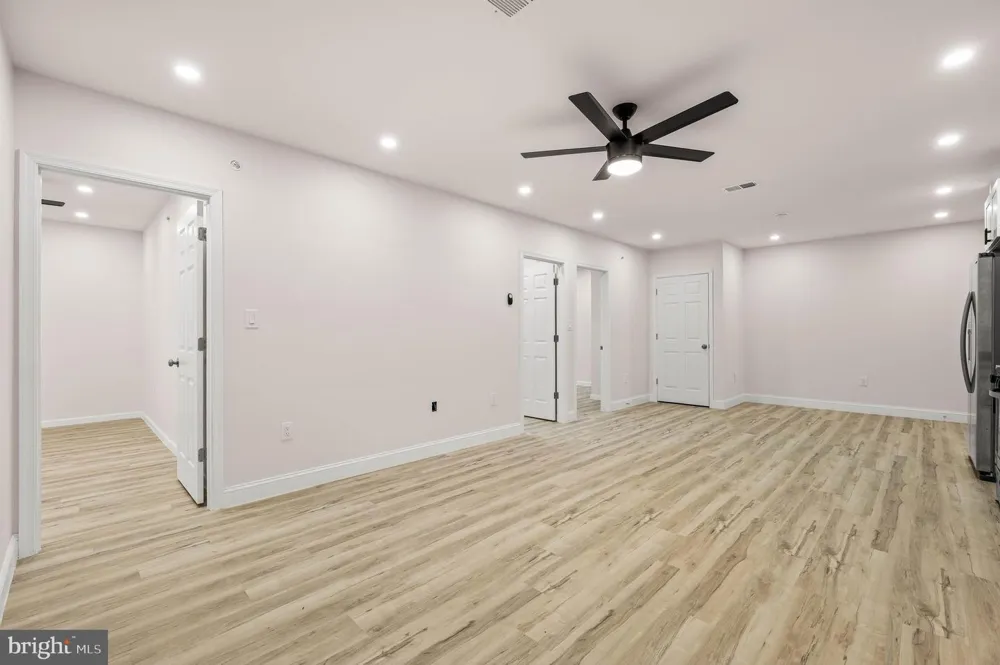 437 W GIRARD AVENUE #1 Philadelphia, PA 19123