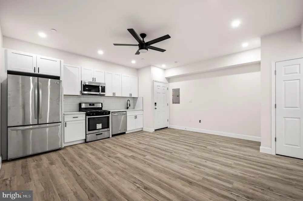 437 W GIRARD AVENUE #1 Philadelphia, PA 19123