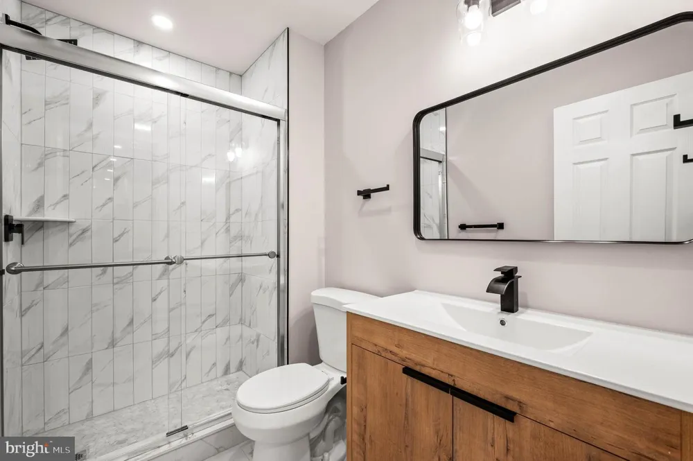 437 W GIRARD AVENUE #1 Philadelphia, PA 19123