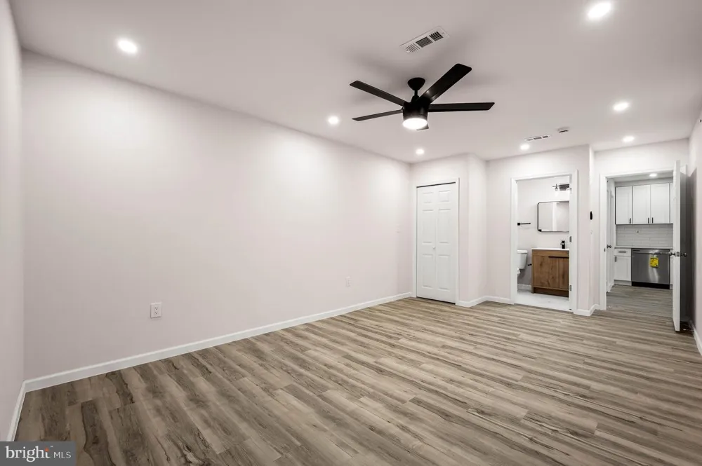 437 W GIRARD AVENUE #1 Philadelphia, PA 19123