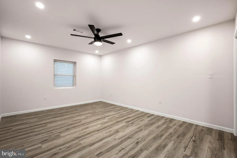 437 W GIRARD AVENUE #1 Philadelphia, PA 19123