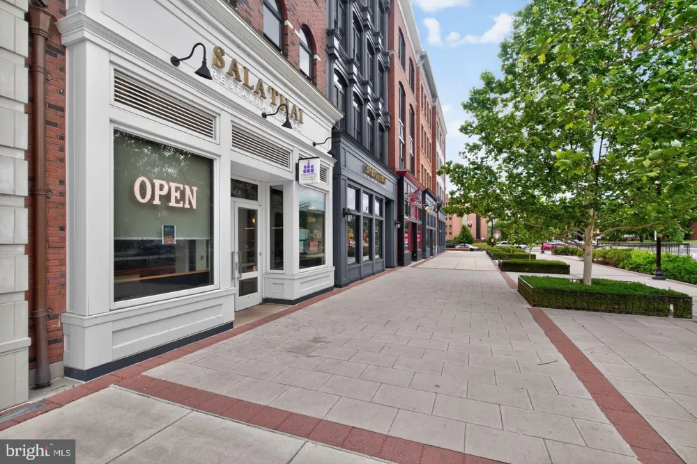 1516 C STREET NE Washington, DC 20002