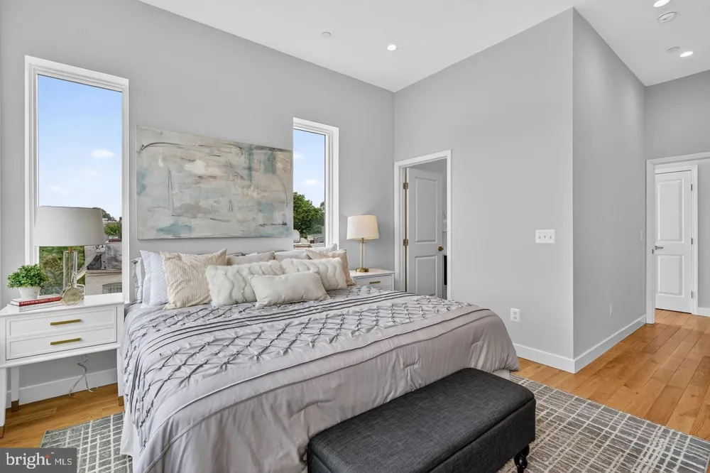 1516 C STREET NE Washington, DC 20002