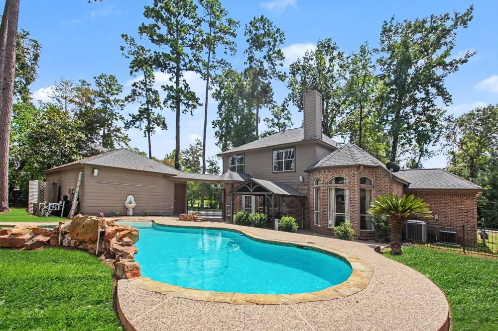 551 Stephen F Austin Drive Conroe, TX 77302
