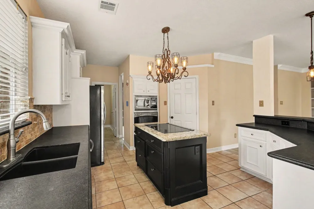 551 Stephen F Austin Drive Conroe, TX 77302