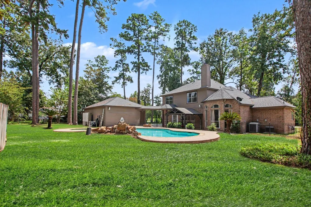551 Stephen F Austin Drive Conroe, TX 77302