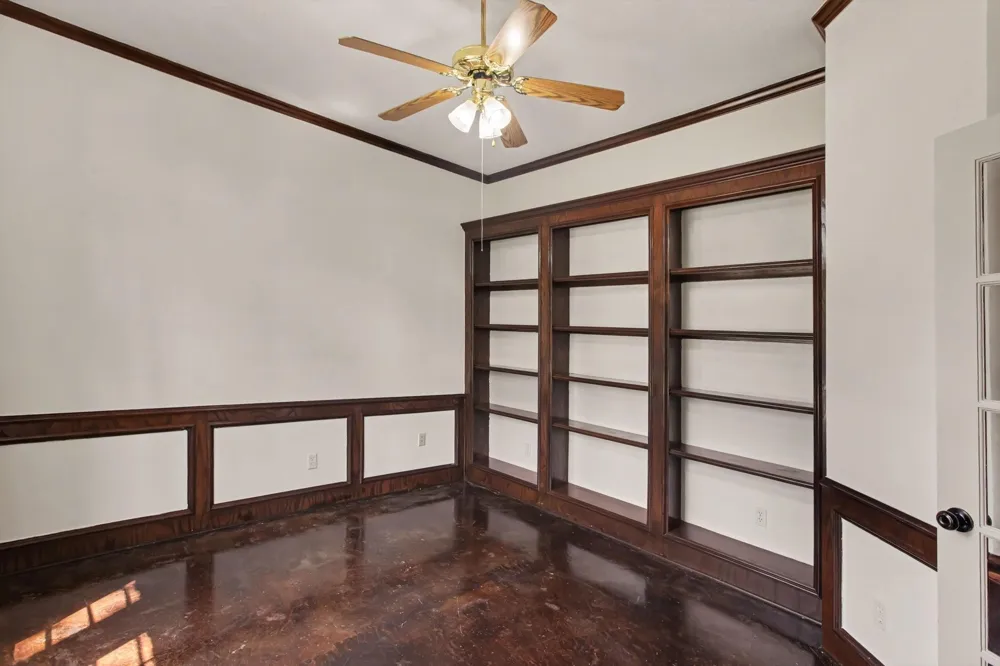 551 Stephen F Austin Drive Conroe, TX 77302